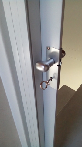 White Decodor with silver handle